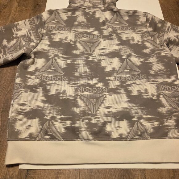 Reebok Driftwood Tan Print Hoodie with Front Pockets - Like New - Picture 6 of 7